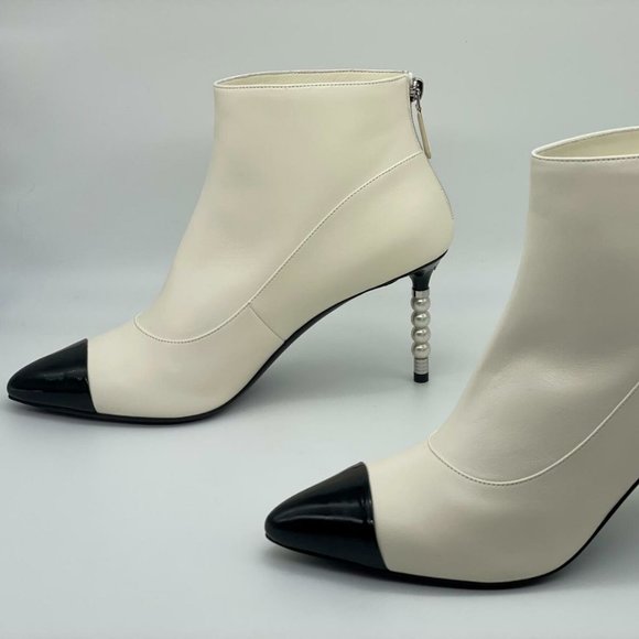 CHANEL 20C Leather Patent Cap Toe CC Pearl Track Heels Booties Ankle Boots - Picture 7 of 13